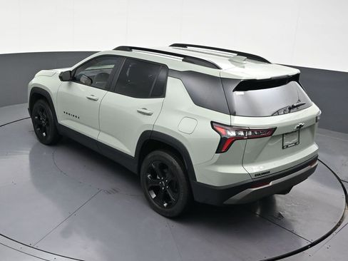 Used 2025 Chevrolet Equinox LT w/ Safety and Technology Package image 17