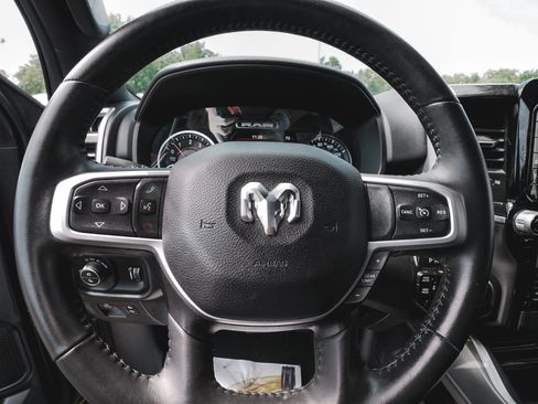 Used 2023 RAM 1500 Big Horn AWD/4WD image 18