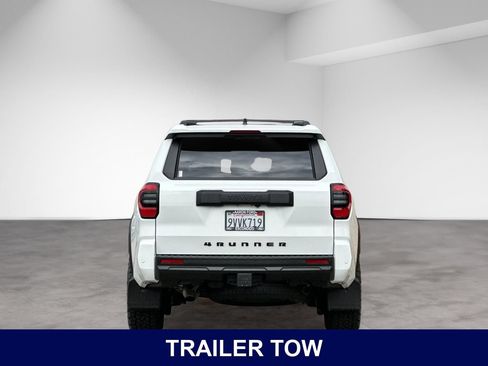 Used 2025 Toyota 4Runner TRD Off-Road AWD/4WD image 5