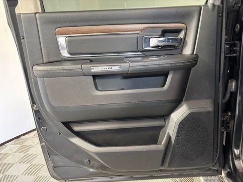 Used 2017 RAM 1500 Laramie w/ Convenience Group AWD/4WD image 20