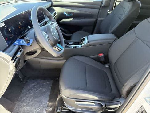 New 2026 Hyundai Tucson SE image 13