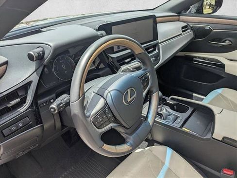 Used 2023 Lexus ES 350 Ultra Luxury w/ Accessory Package (Z2) FWD image 10