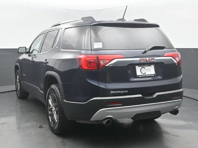 Used 2017 GMC Acadia SLT FWD image 4