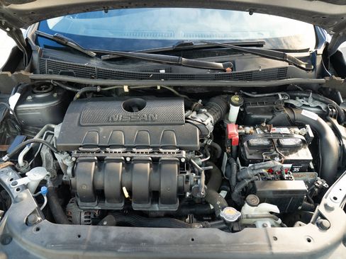 Used 2019 Nissan Sentra S image 32