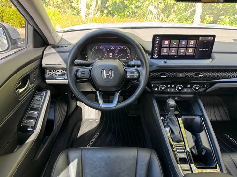 Certified 2023 Honda Accord Touring image 21