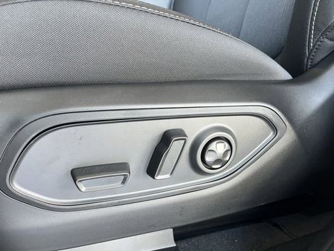 New 2025 Jeep Grand Cherokee L Laredo w/ Luxury Tech Group I image 12