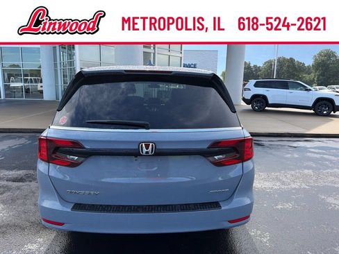 Used 2024 Honda Odyssey Sport image 5