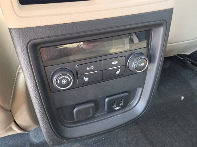 Used 2017 Buick Envision Essence FWD image 12