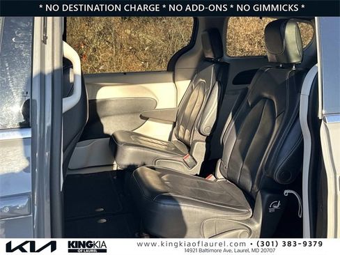 Used 2022 Chrysler Pacifica Touring-L image 22