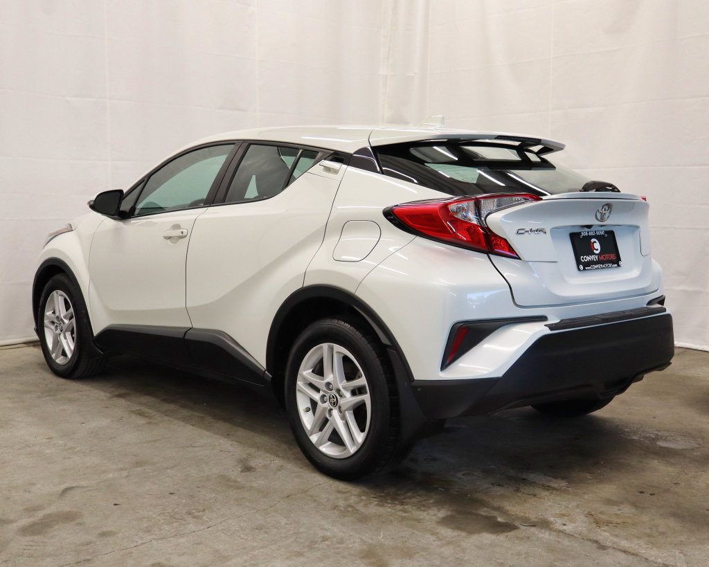 Used 2021 Toyota C-HR LE FWD image 4