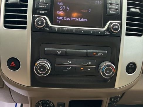 Used 2017 Nissan Frontier SV image 19