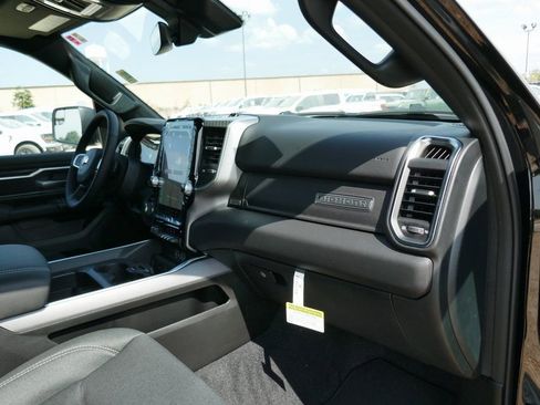 New 2026 RAM 1500 Big Horn AWD/4WD image 14