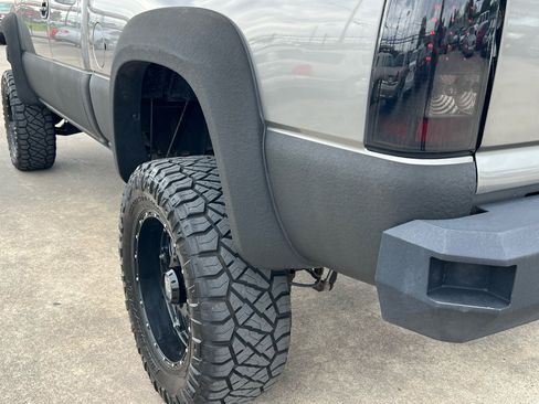 Used 2007 Chevrolet Silverado 2500 LT w/ Heavy-Duty Power Package image 67