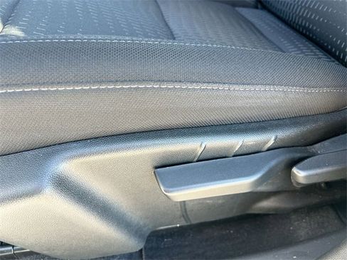 Used 2025 Chevrolet Equinox LT image 16