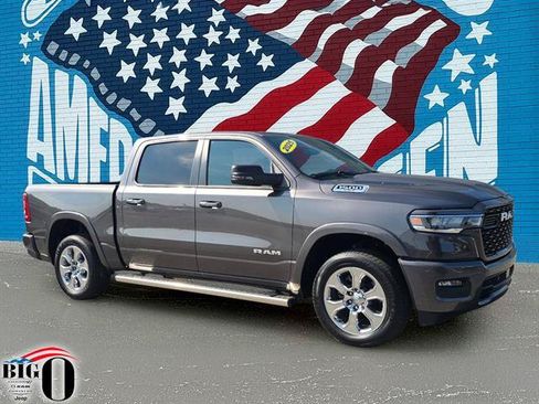 Certified 2025 RAM 1500 Big Horn AWD/4WD image 1