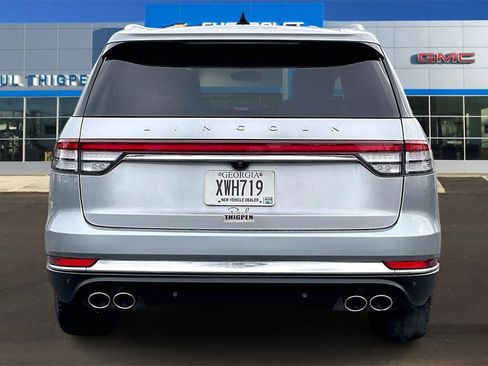 Used 2024 Lincoln Aviator Reserve w/ Equipment Group 201A image 5
