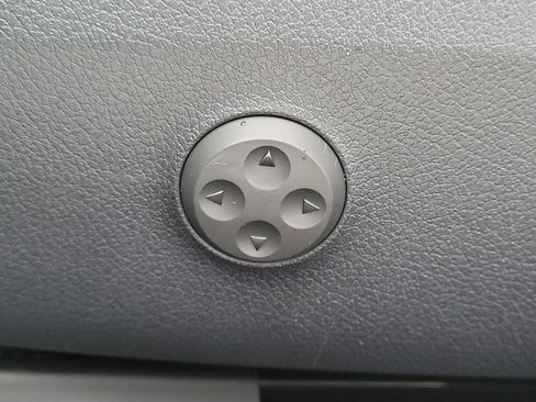 New 2026 Mercedes-Benz C 43 AMG 4MATIC Sedan image 23