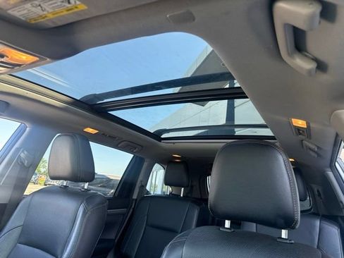 Used 2018 Toyota Highlander Limited Platinum AWD/4WD image 26