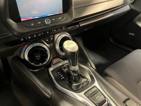 Used 2017 Chevrolet Camaro LT w/ Technology Package RWD image 23