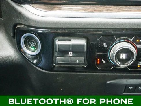 Used 2024 Chevrolet Silverado 3500 LT w/ Convenience Package image 18