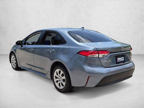 Used 2024 Toyota Corolla LE FWD image 8