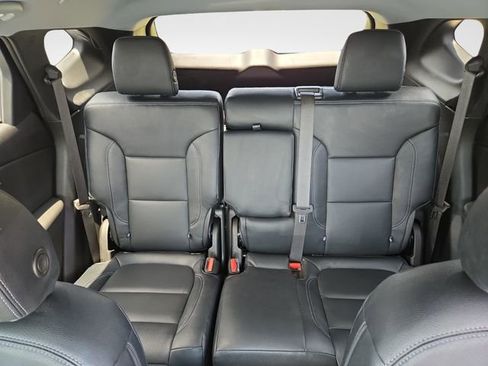 Used 2021 Chevrolet Blazer LT FWD image 30