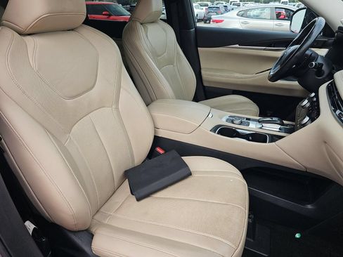 Used 2023 INFINITI QX60 Sensory w/ Cargo Package AWD/4WD image 10