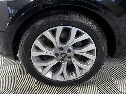 New 2026 Land Rover Discovery Limited Edition AWD/4WD image 14