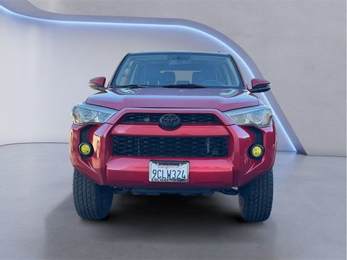 Used 2019 Toyota 4Runner SR5 Premium image 2
