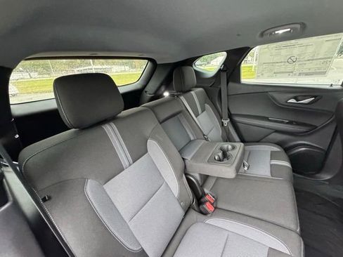 New 2025 Chevrolet Blazer LT w/ Redline Edition FWD image 23