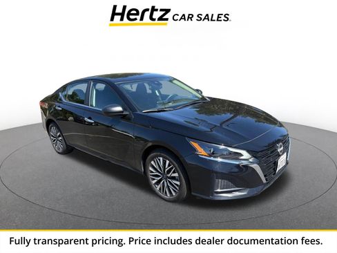 Used 2025 Nissan Altima 2.5 SV FWD image 1