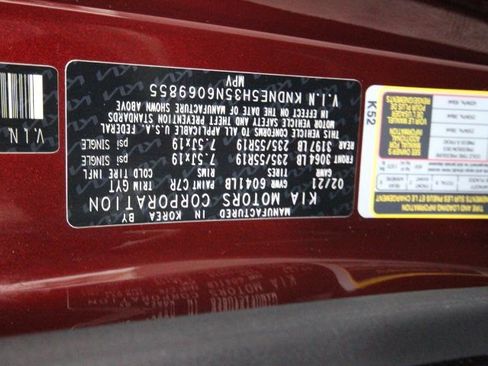 Used 2022 Kia Carnival SX image 35