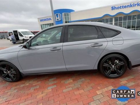 Certified 2025 Honda Accord Sport image 7