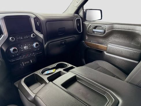 Used 2020 GMC Sierra 1500 SLE w/ SLE Value Package AWD/4WD image 22