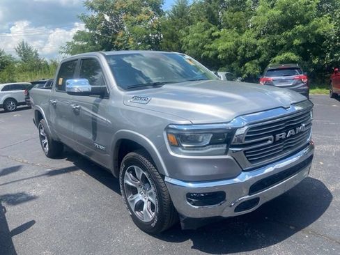 Used 2022 RAM 1500 Laramie AWD/4WD image 3