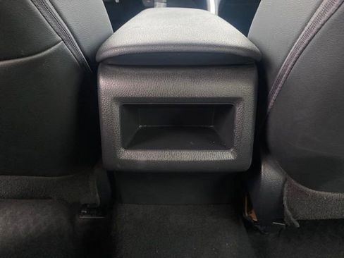 Used 2023 Toyota Camry SE image 21