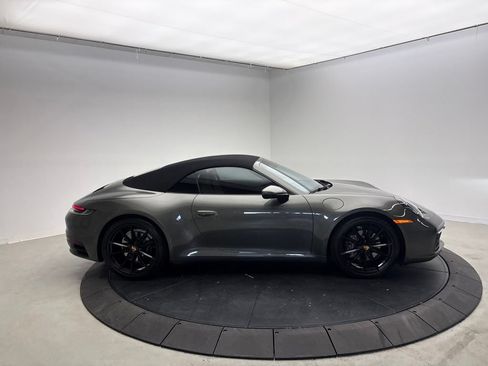 Certified 2020 Porsche 911 Carrera RWD image 8