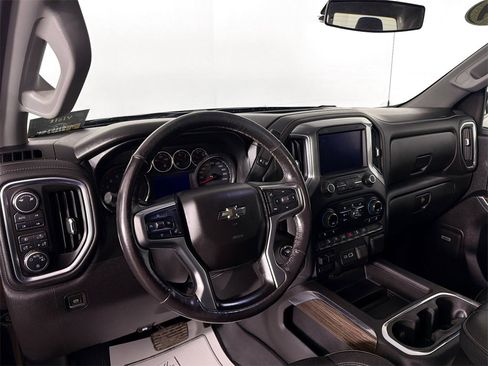 Used 2019 Chevrolet Silverado 1500 LT Trail Boss image 9