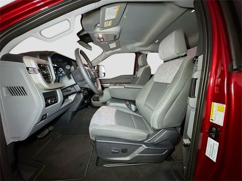 New 2026 Ford F250 XLT w/ FX4 Off-Road Package image 14