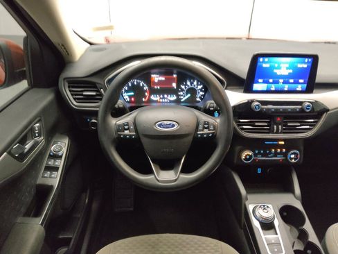 Used 2020 Ford Escape SE FWD image 22