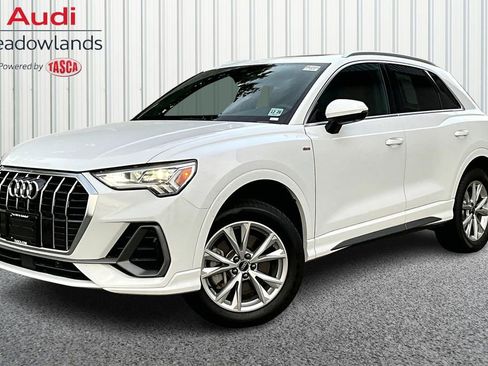 Used 2024 Audi Q3 2.0T Premium Plus image 1