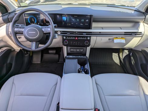 New 2026 Hyundai Tucson Blue SE image 17