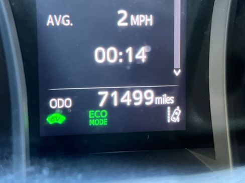 Certified 2021 Toyota Camry LE FWD image 27