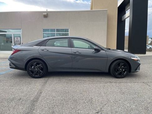 New 2026 Hyundai Elantra SEL Sport Premium image 5