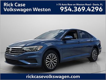 Used 2019 Volkswagen Jetta SE w/ Cold Weather Package