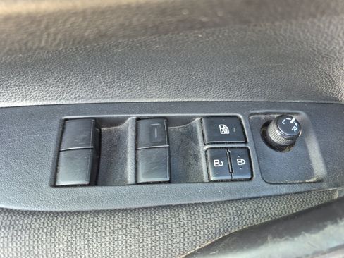 Used 2024 Toyota Corolla LE FWD image 15
