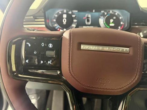 New 2025 Land Rover Range Rover Sport Dynamic SE AWD/4WD image 18