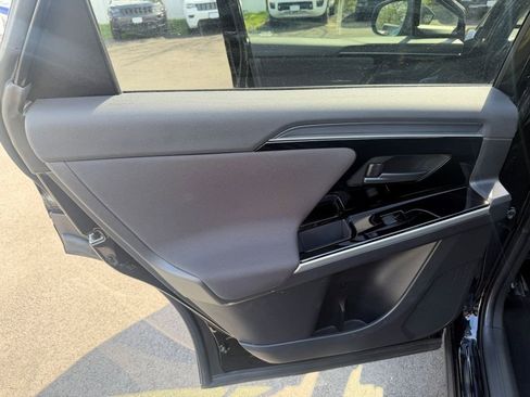 Used 2023 Subaru Solterra AWD image 19