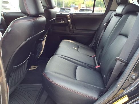 Used 2015 Toyota 4Runner Trail Premium AWD/4WD image 5