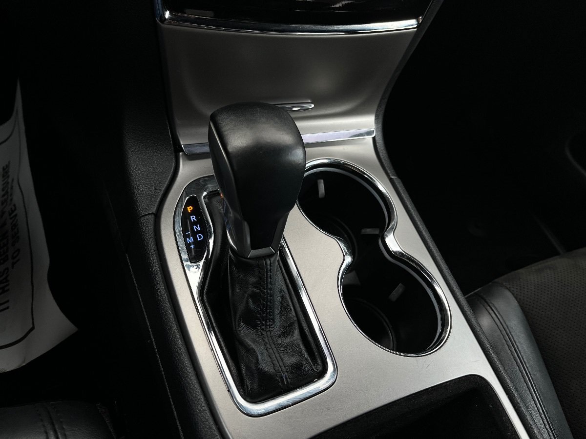Used 2020 Jeep Grand Cherokee Altitude RWD image 17